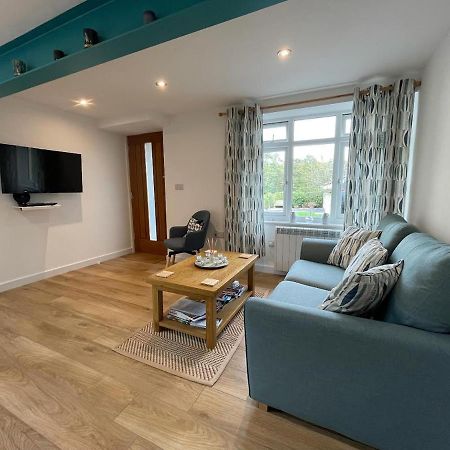Lovely Ground Floor Apartment In Quiet Village Exeter Zewnętrze zdjęcie