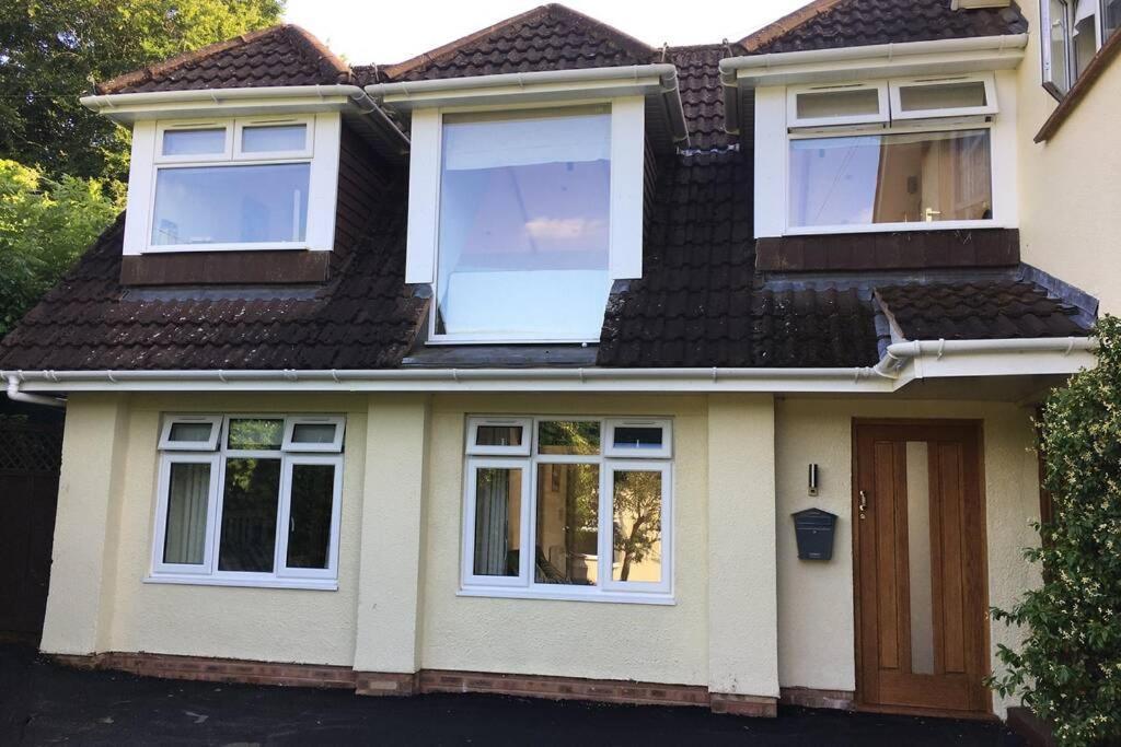 Lovely Ground Floor Apartment In Quiet Village Exeter Zewnętrze zdjęcie