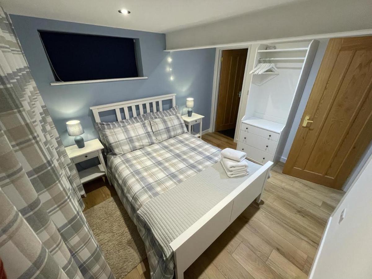 Lovely Ground Floor Apartment In Quiet Village Exeter Zewnętrze zdjęcie